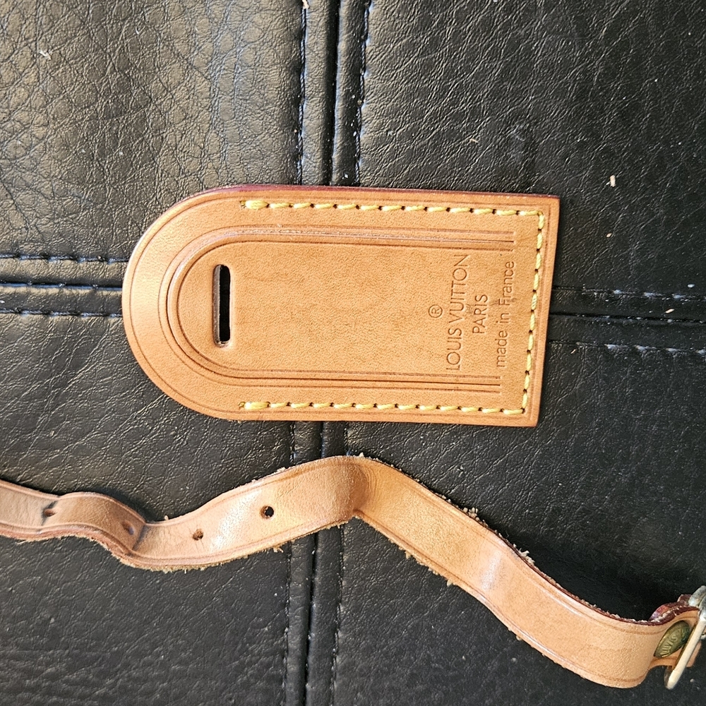 Authentic Louis Vuitton Tag Set - Picture 7 of 9